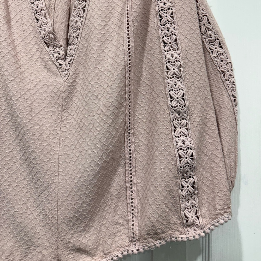 Free People Mean it Romper oversized crochet deep V-neck dusty rose size XS - Picture 7 of 14